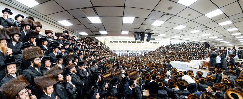 מעמד הפייסות ומסירת מתנות כהונה בסאטמר