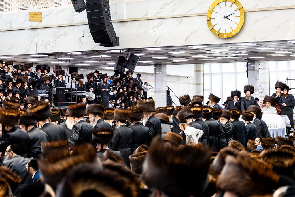 מעמד הפייסות ומסירת מתנות כהונה בסאטמר