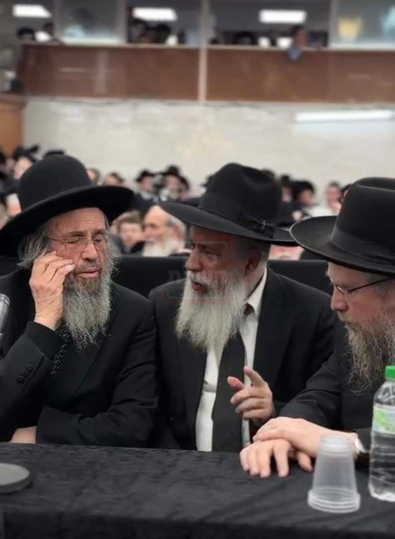 הח"כ שרכב על סוס | 'זופניק בכיכר' עם כל התמונות, הנייעס והחשיפות של השבוע