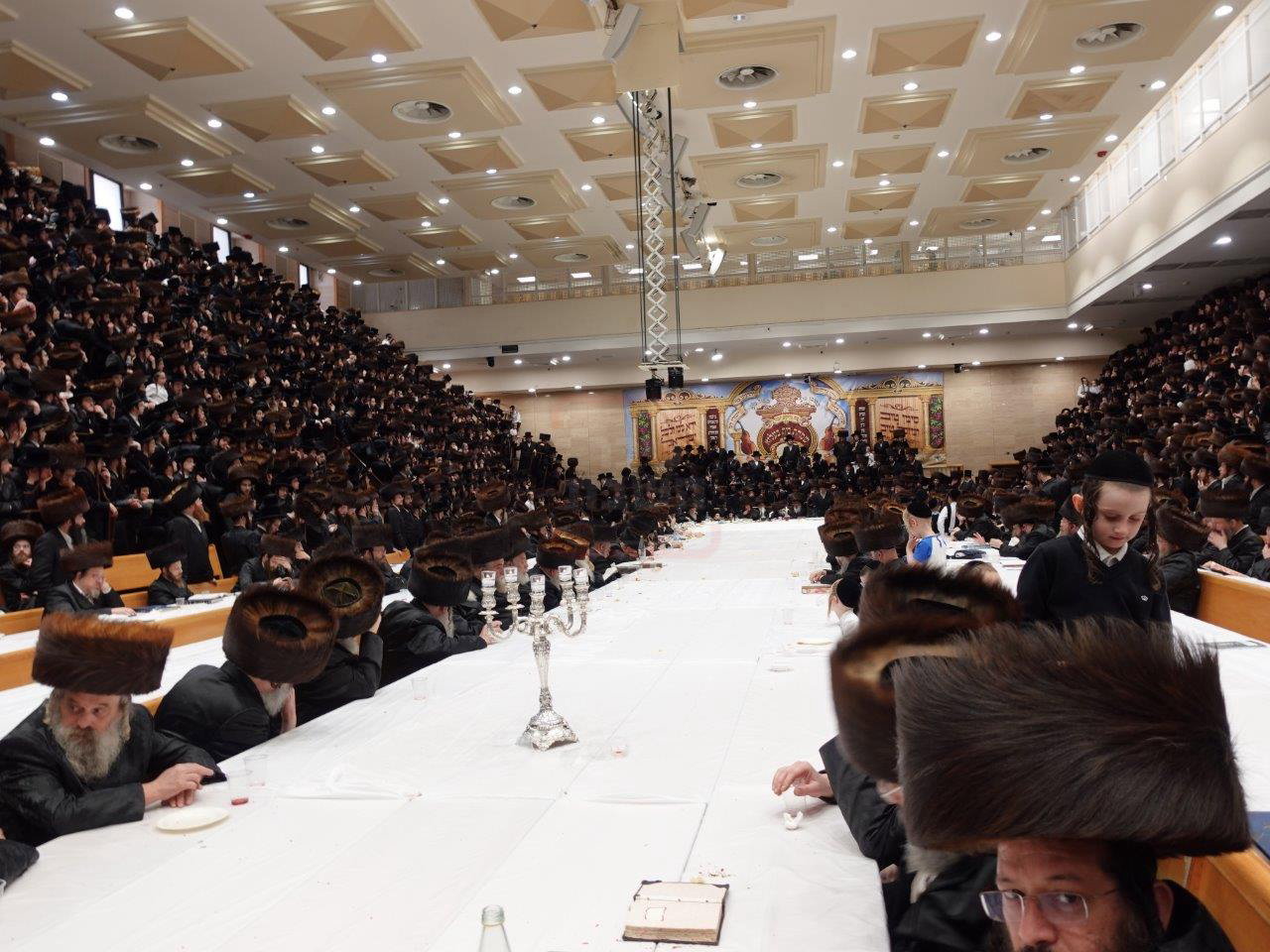 שמחת הברית בחצה"ק בעלזא