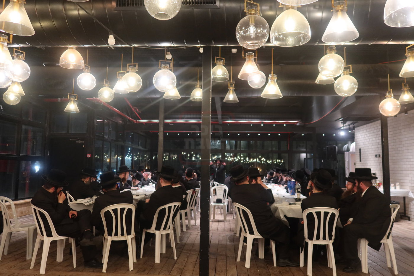 חסידי זוועהיל בעיר האבות חברון