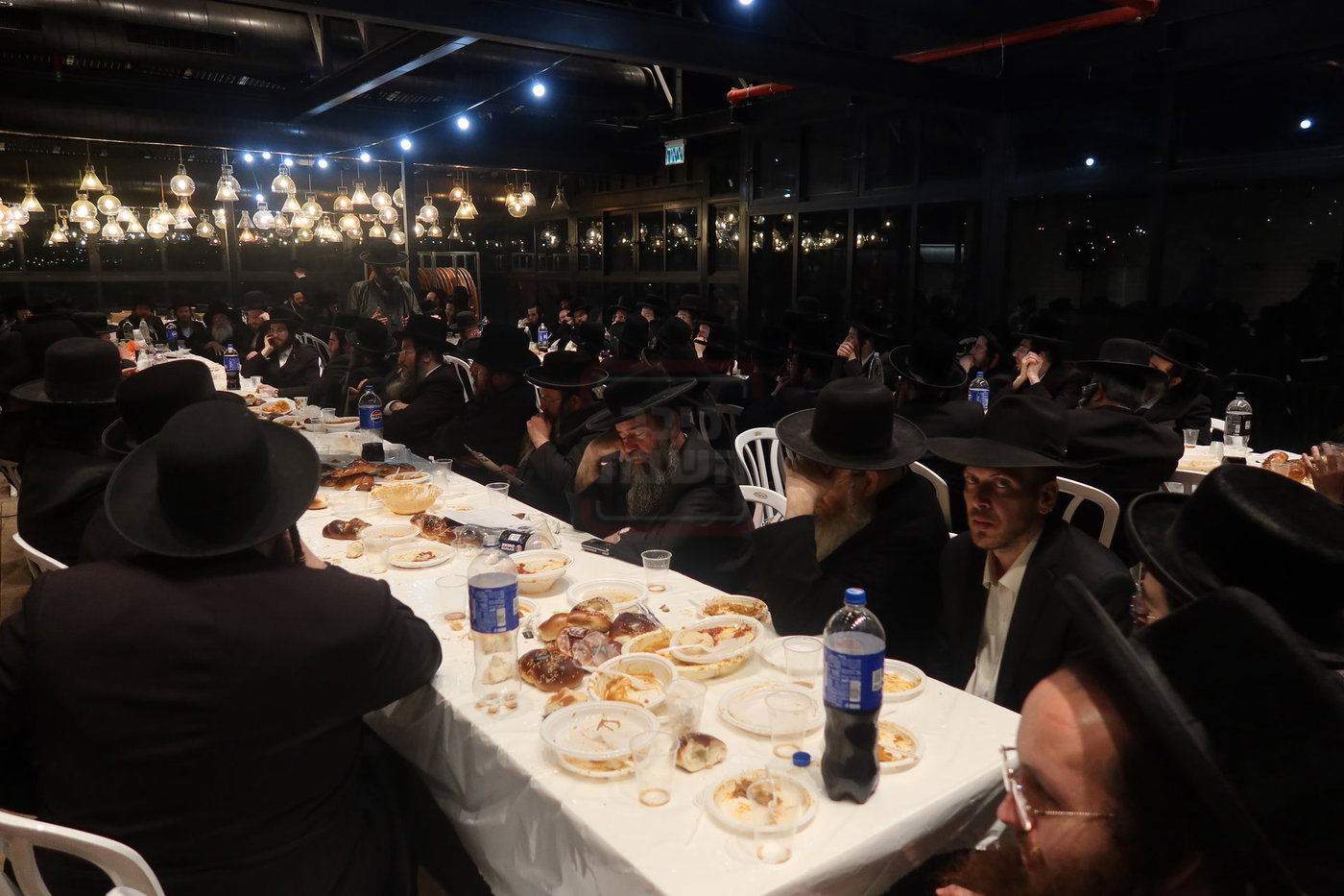 חסידי זוועהיל בעיר האבות חברון