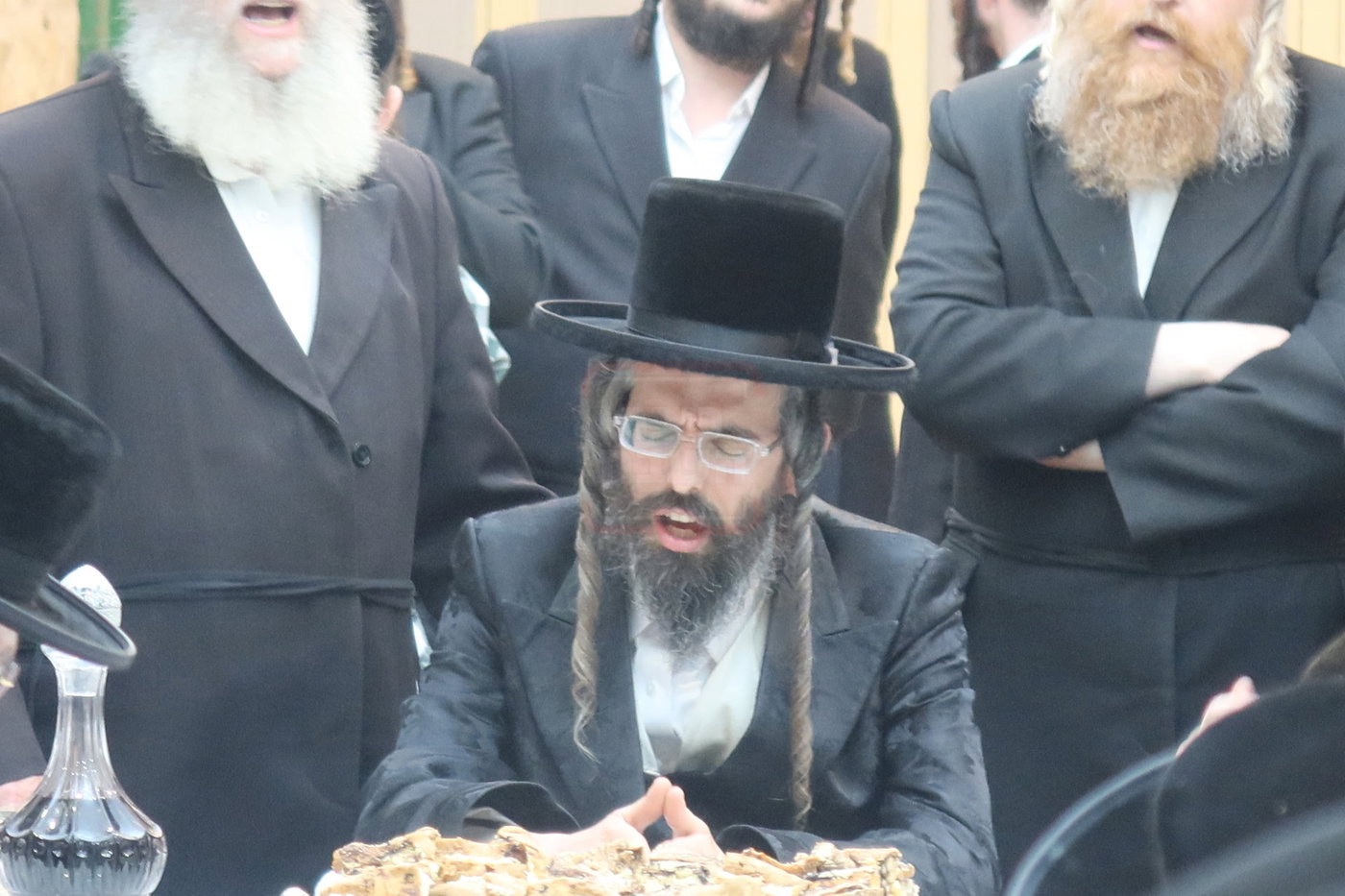 חסידי זוועהיל בעיר האבות חברון