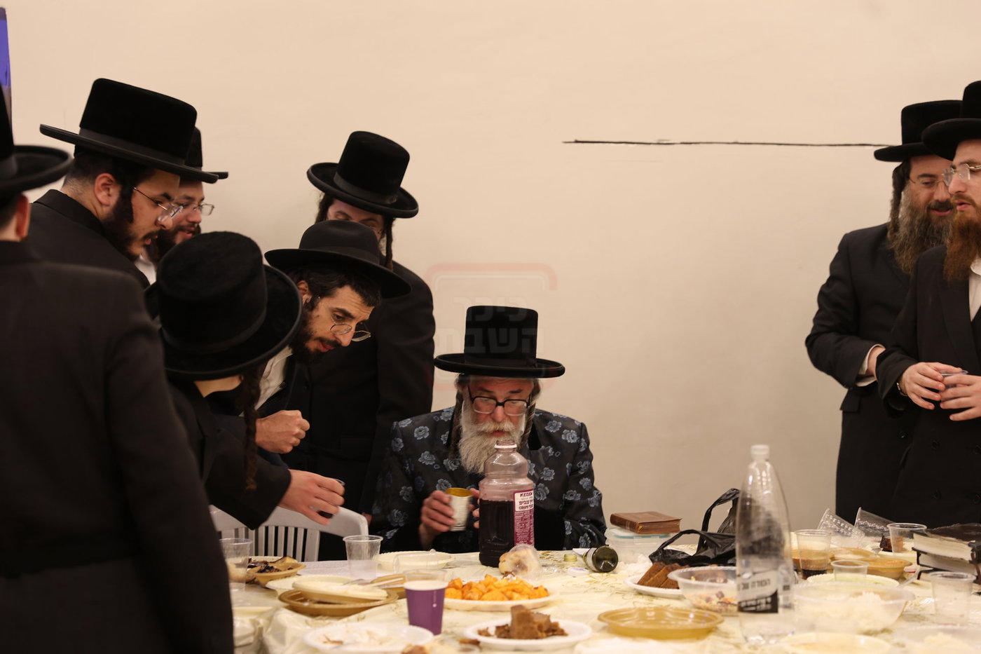 האדמו"ר מראזלא בהילולת הרה"ק מקרעסטיר