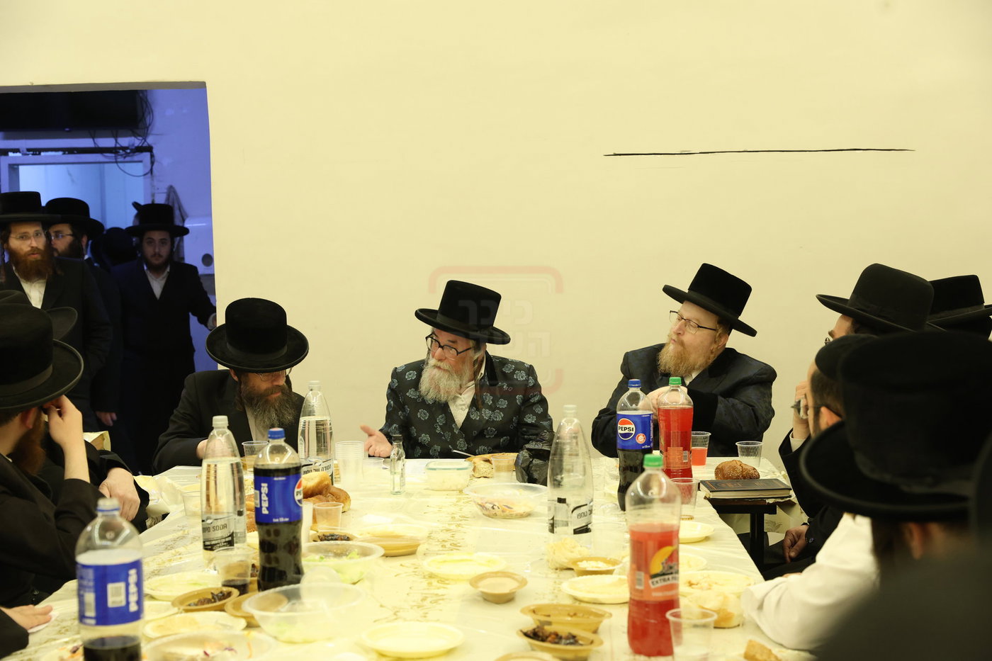 האדמו"ר מראזלא בהילולת הרה"ק מקרעסטיר