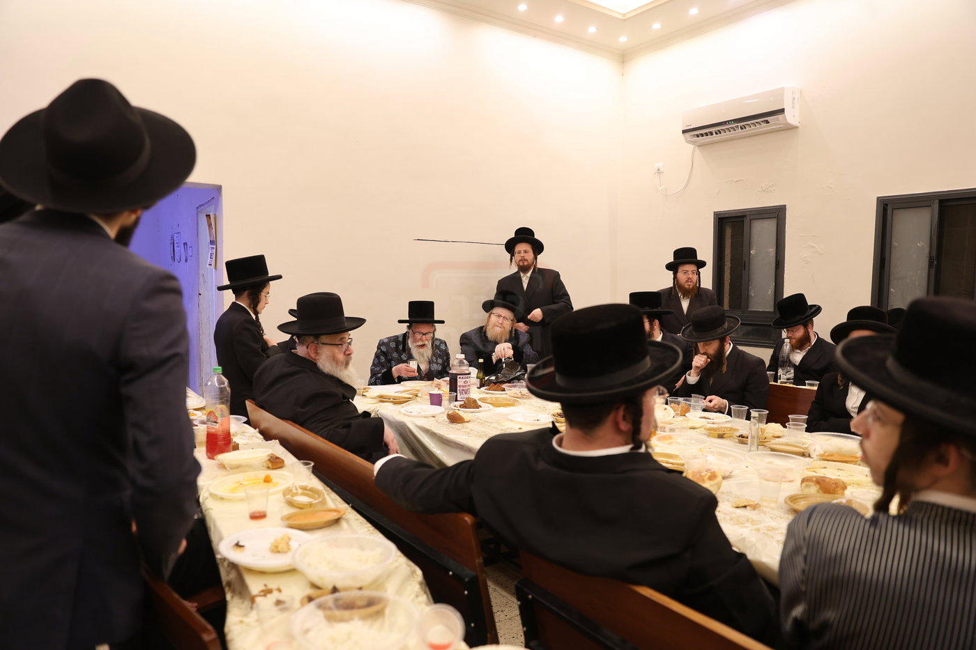 האדמו"ר מראזלא בהילולת הרה"ק מקרעסטיר