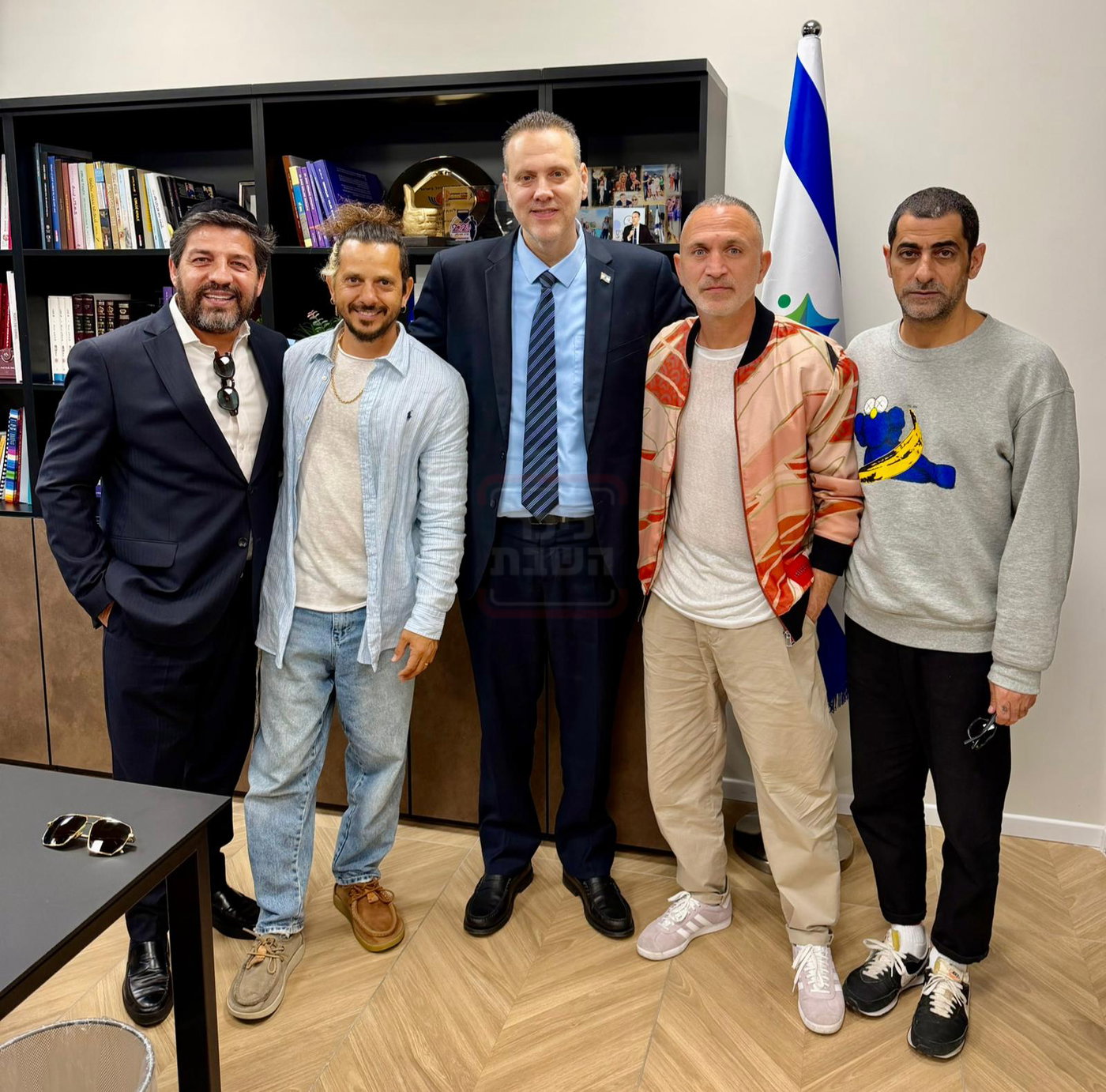 אילי ההון והנשיא באירוע סגור | 'זופניק בכיכר' עם כל התמונות, הנייעס והחשיפות של השבוע