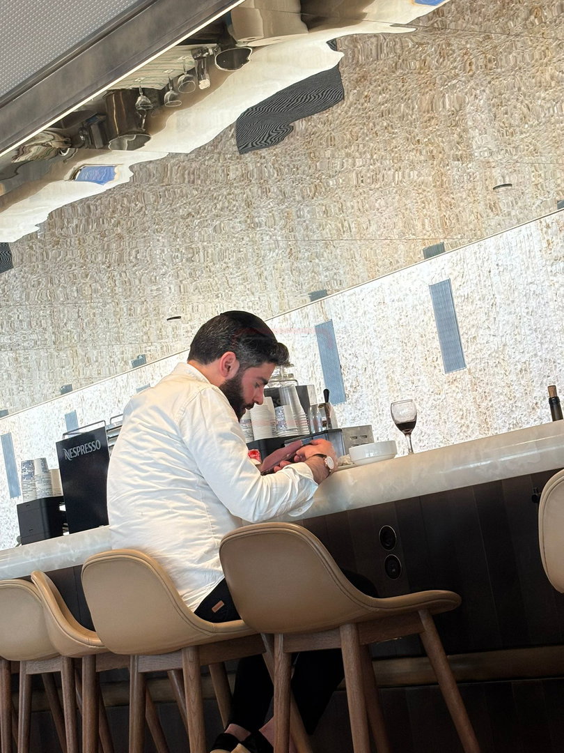 אילי ההון והנשיא באירוע סגור | 'זופניק בכיכר' עם כל התמונות, הנייעס והחשיפות של השבוע