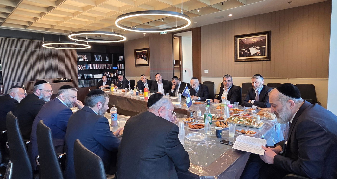 אילי ההון והנשיא באירוע סגור | 'זופניק בכיכר' עם כל התמונות, הנייעס והחשיפות של השבוע