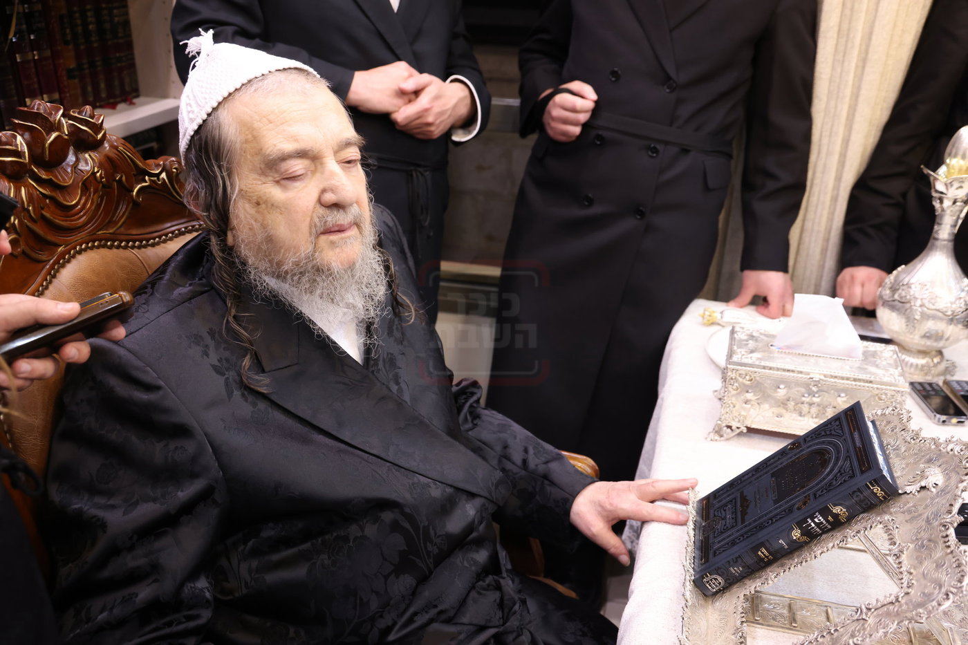 המעמד במעונו של הגרי"מ שכטר