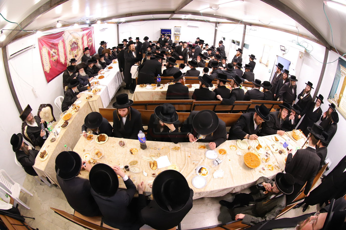 שמחת התנאים בחצרות טשארנאביל - משכנות הרועים - ראדושיץ בי"ש