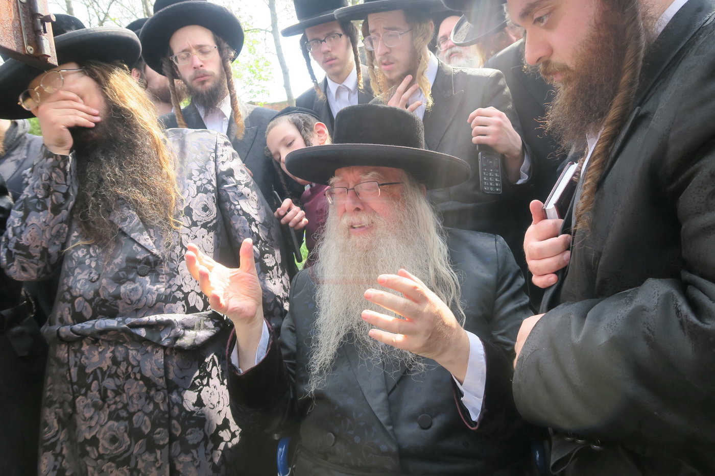 האדמו"ר מניקלשבורג במסע הקודש לצ'כיה