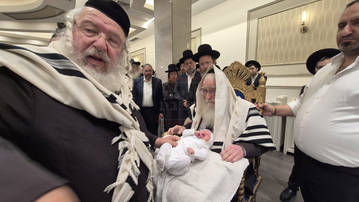 אלו האחראים על ההיתרים למירון | 'זופניק בכיכר' עם כל התמונות, הנייעס והחשיפות של השבוע