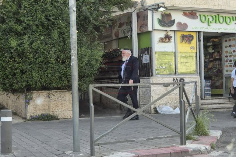 אלו האחראים על ההיתרים למירון | 'זופניק בכיכר' עם כל התמונות, הנייעס והחשיפות של השבוע