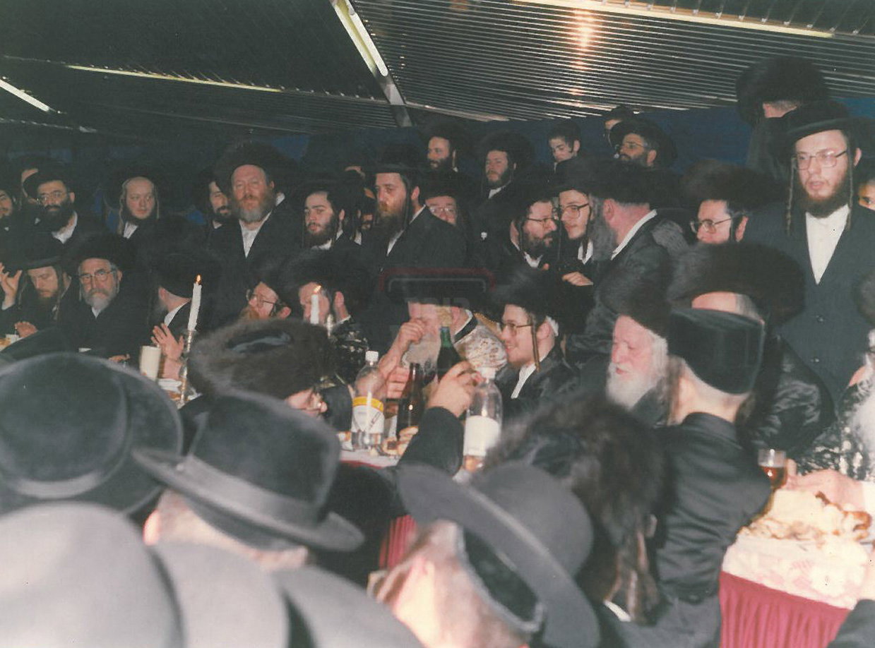האדמו"ר מקרעטשניף זי"ע