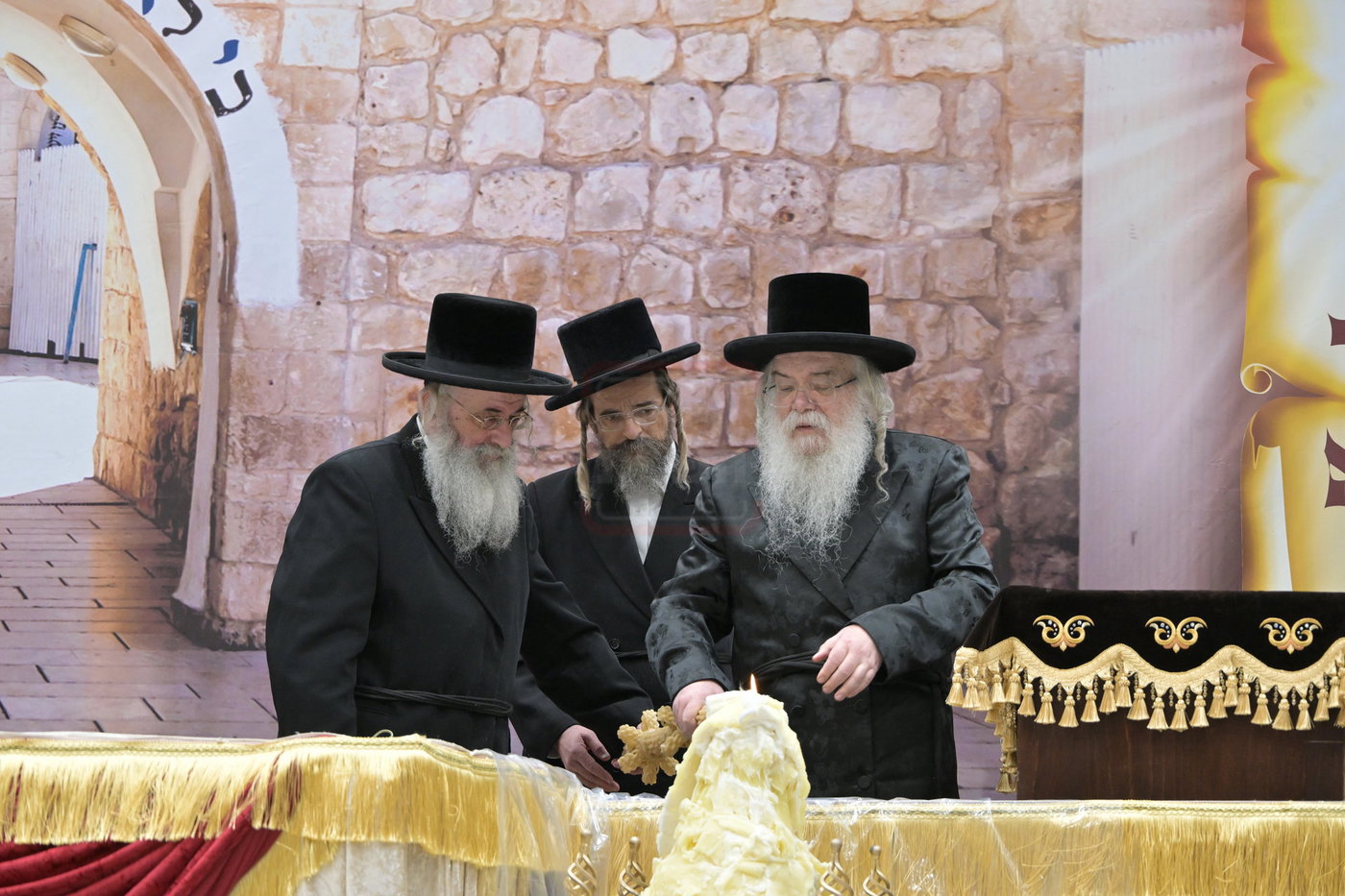 ל"ג בעומר בחצה"ק דארג