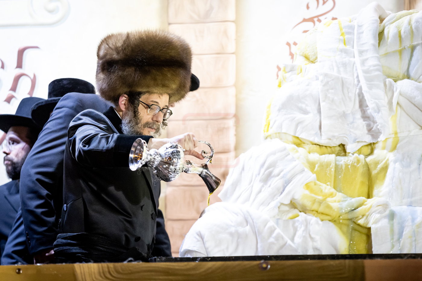 מעמד ההדלקה בחצה"ק סקולען לייקווד