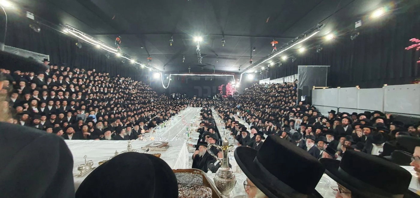 האדמו"ר מפשעווארסק בטיש ל"ג בעומר