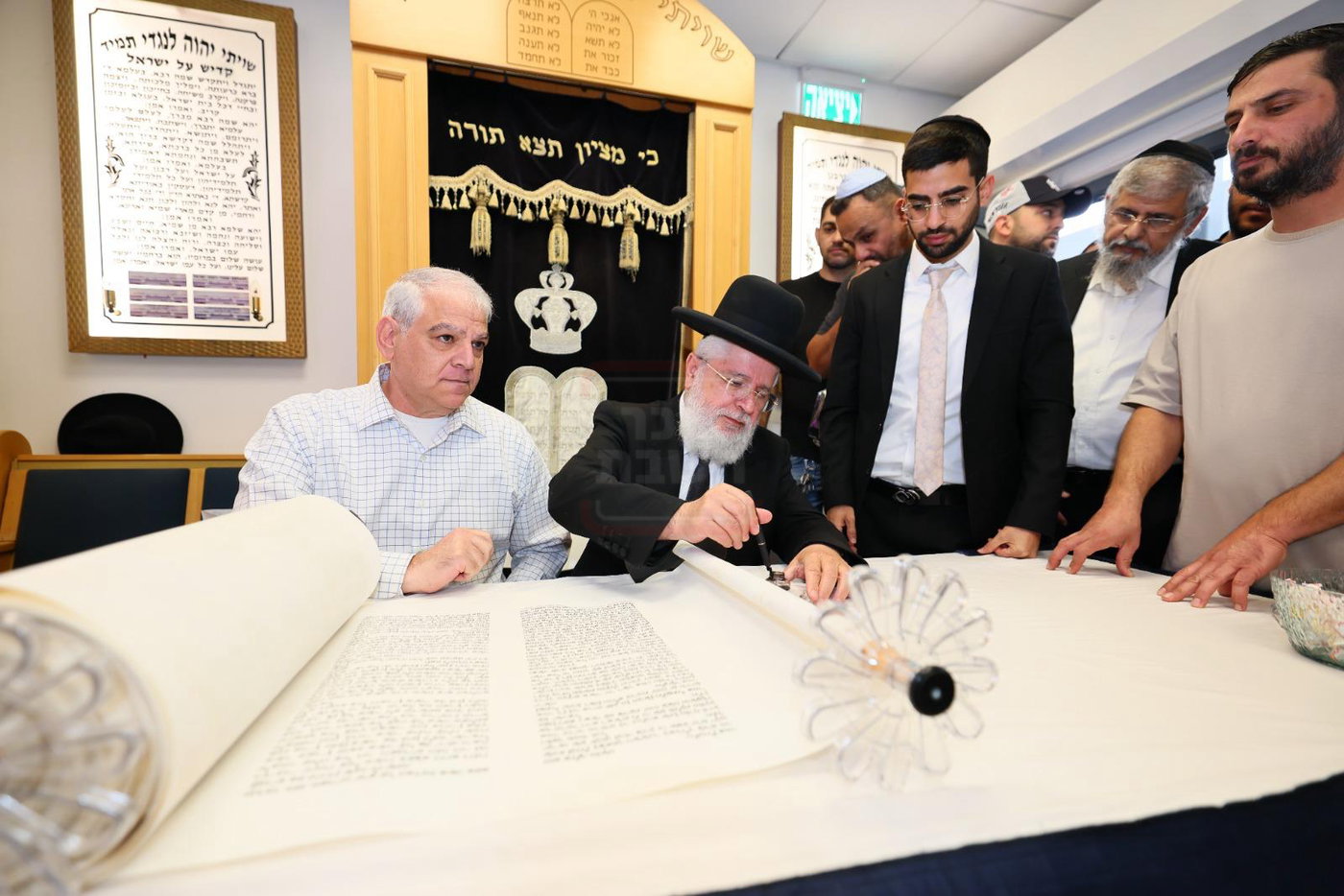 האדמו"ר ששתה גשם - מתוך הרכב | 'זופניק בכיכר' עם כל התמונות, הנייעס והחשיפות של השבוע