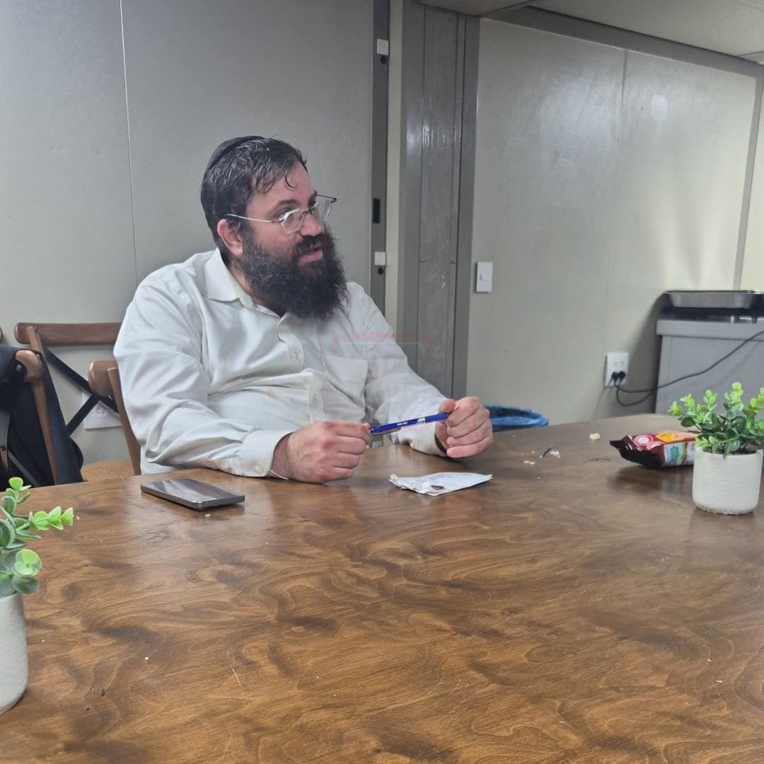האדמו"ר ששתה גשם - מתוך הרכב | 'זופניק בכיכר' עם כל התמונות, הנייעס והחשיפות של השבוע
