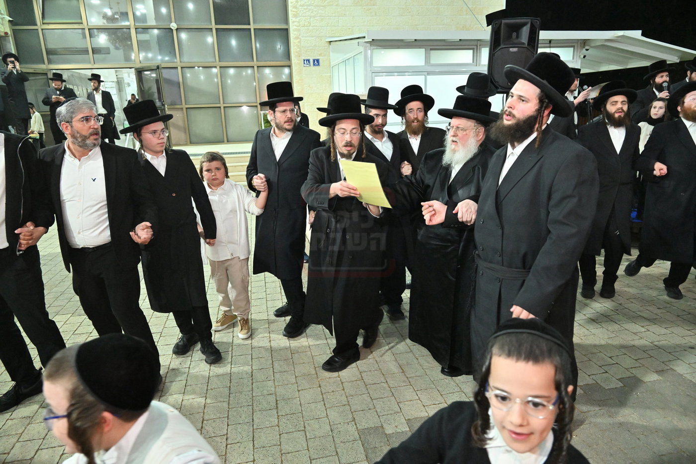 ל"ג בעומר בחצה"ק סאסוב