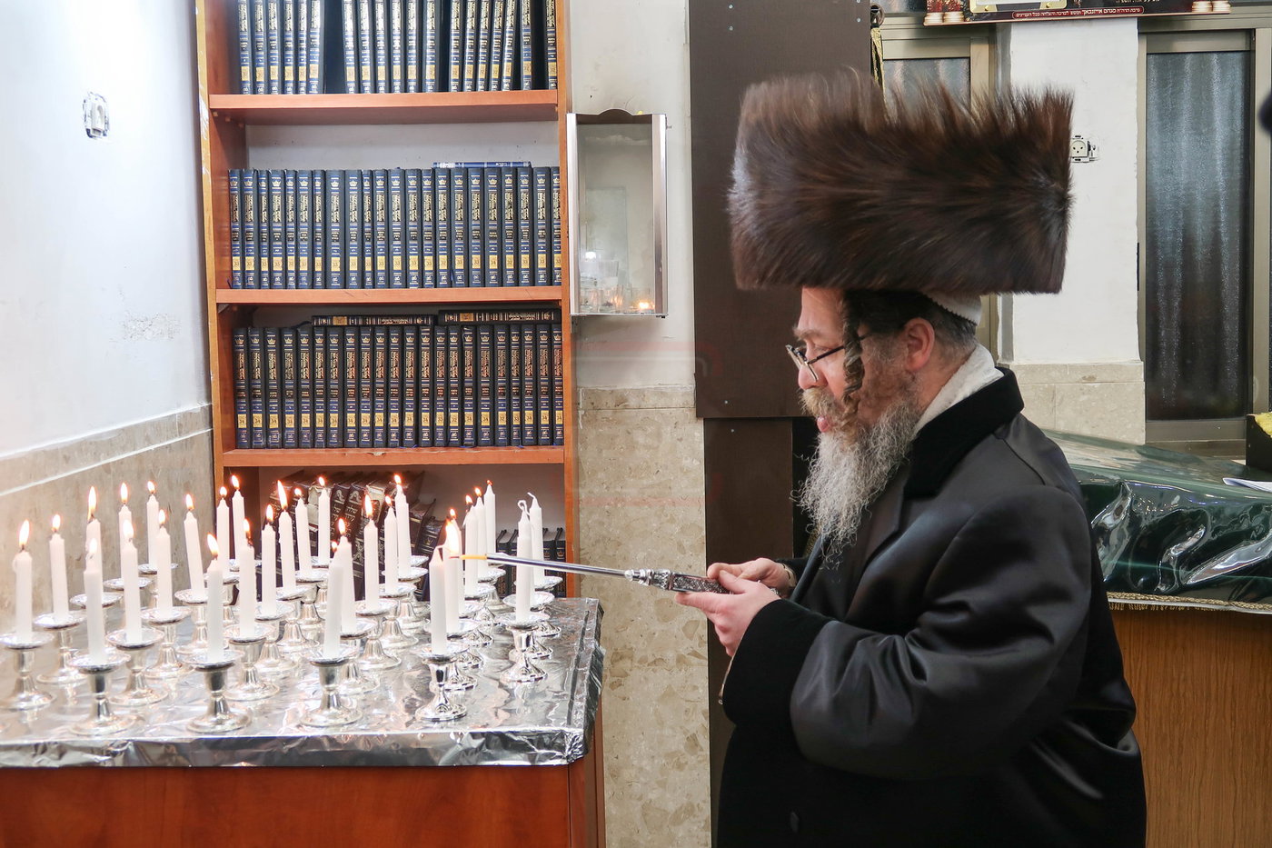 ל"ג בעומר בחצה"ק קרעטשניף סיגעט
