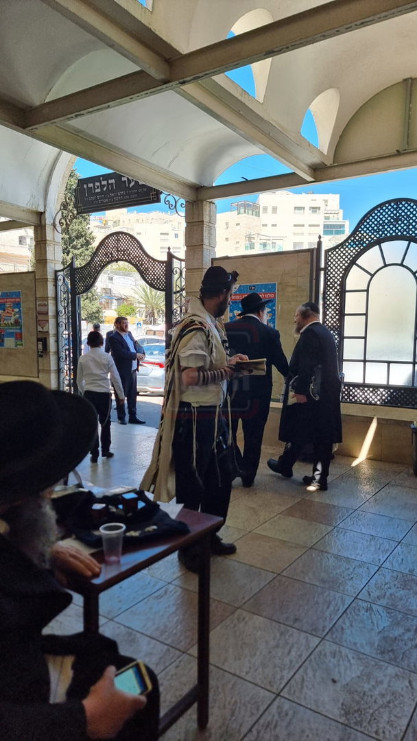 האדמו"ר ששתה גשם - מתוך הרכב | 'זופניק בכיכר' עם כל התמונות, הנייעס והחשיפות של השבוע