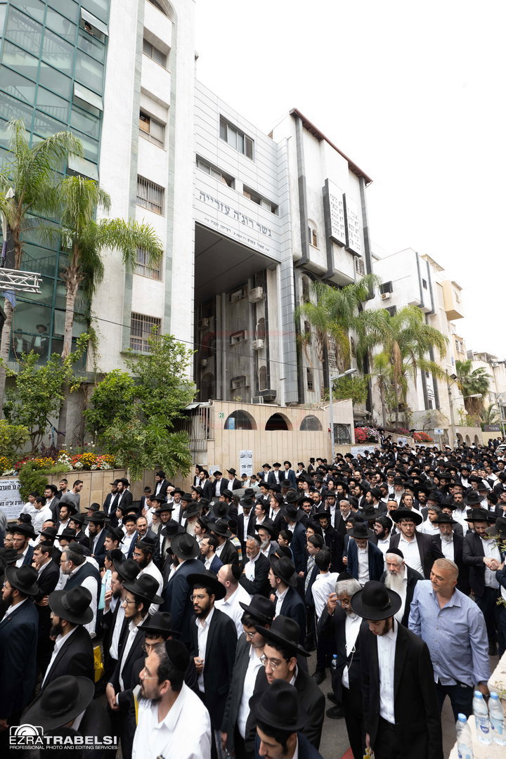 הלווית רבי רחמים מאזוז זצ"ל