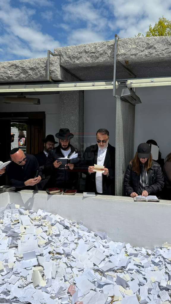 האדמו"ר ששתה גשם - מתוך הרכב | 'זופניק בכיכר' עם כל התמונות, הנייעס והחשיפות של השבוע