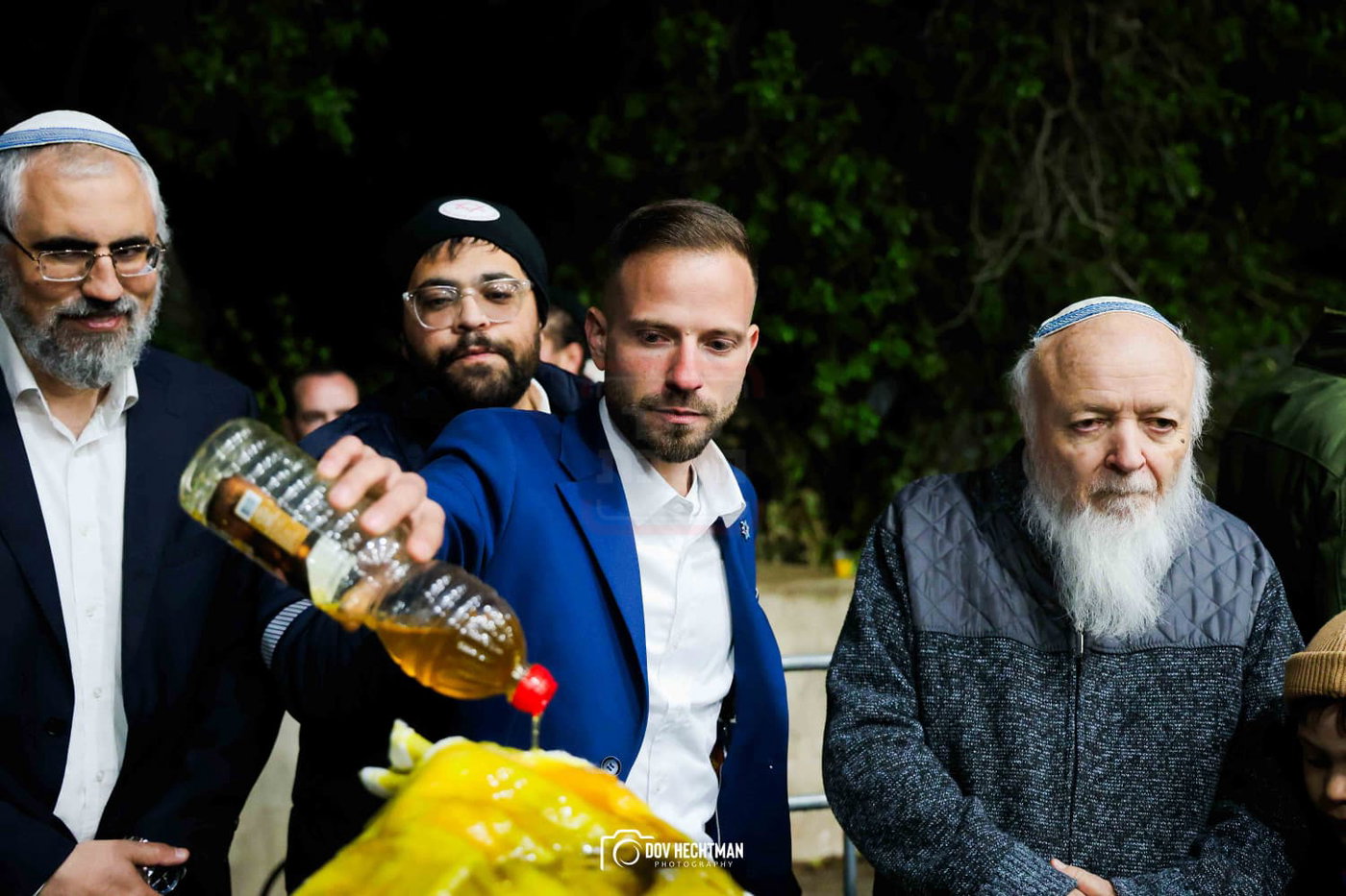 האדמו"ר ששתה גשם - מתוך הרכב | 'זופניק בכיכר' עם כל התמונות, הנייעס והחשיפות של השבוע