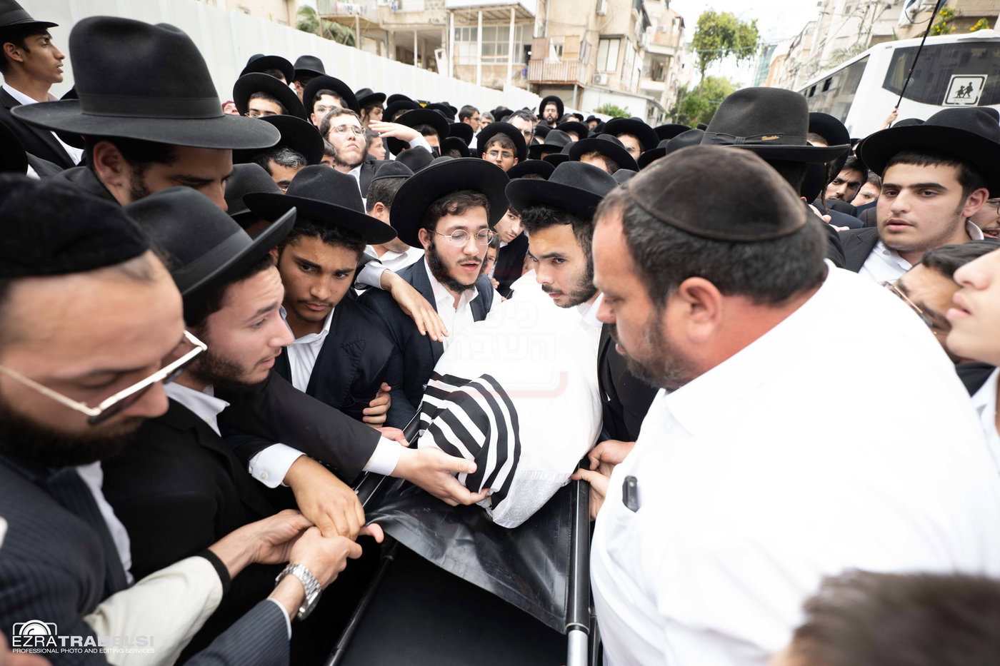 הלווית רבי רחמים מאזוז זצ"ל