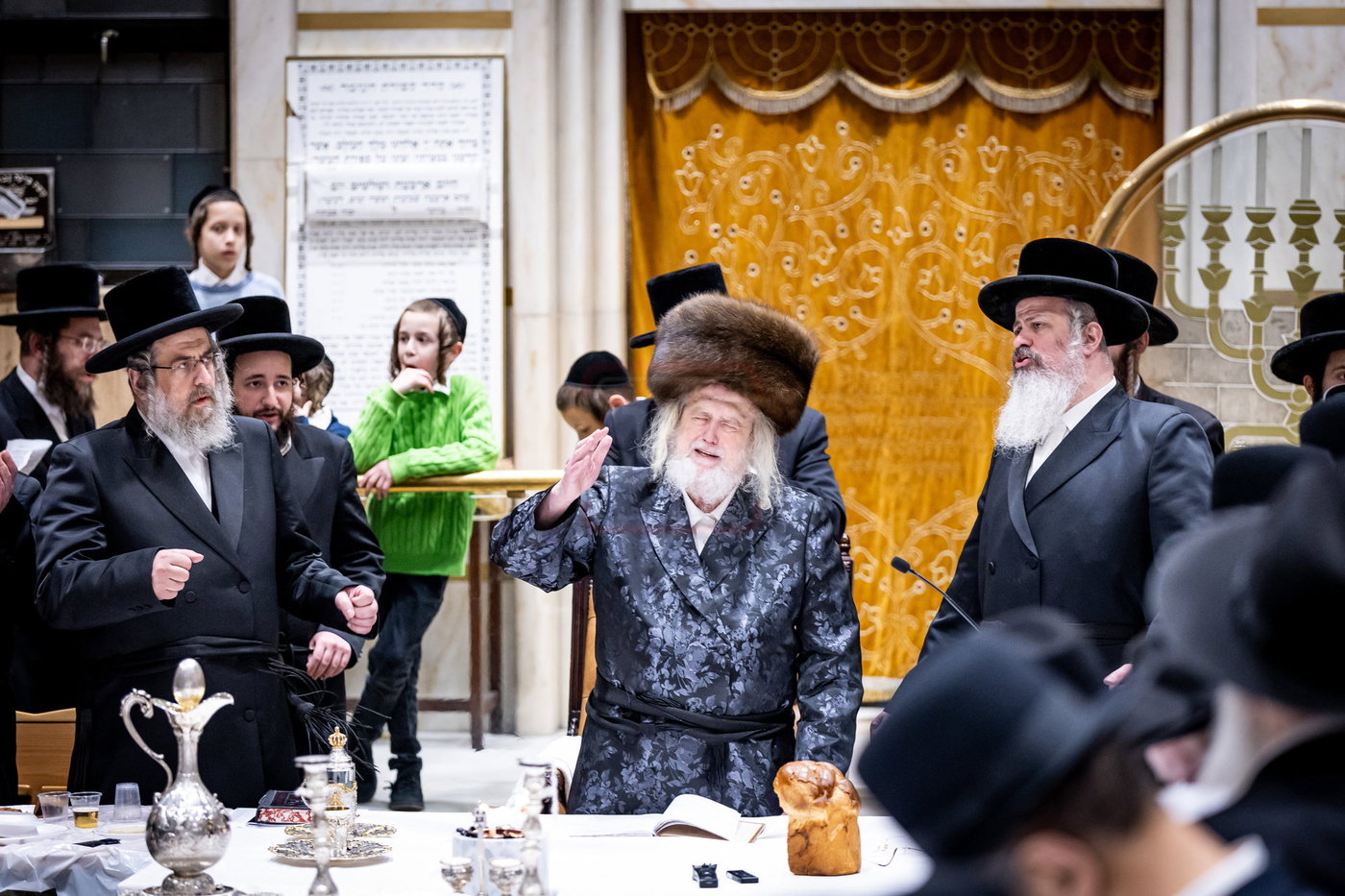 ל"ג בעומר בחצה"ק מונקאטש