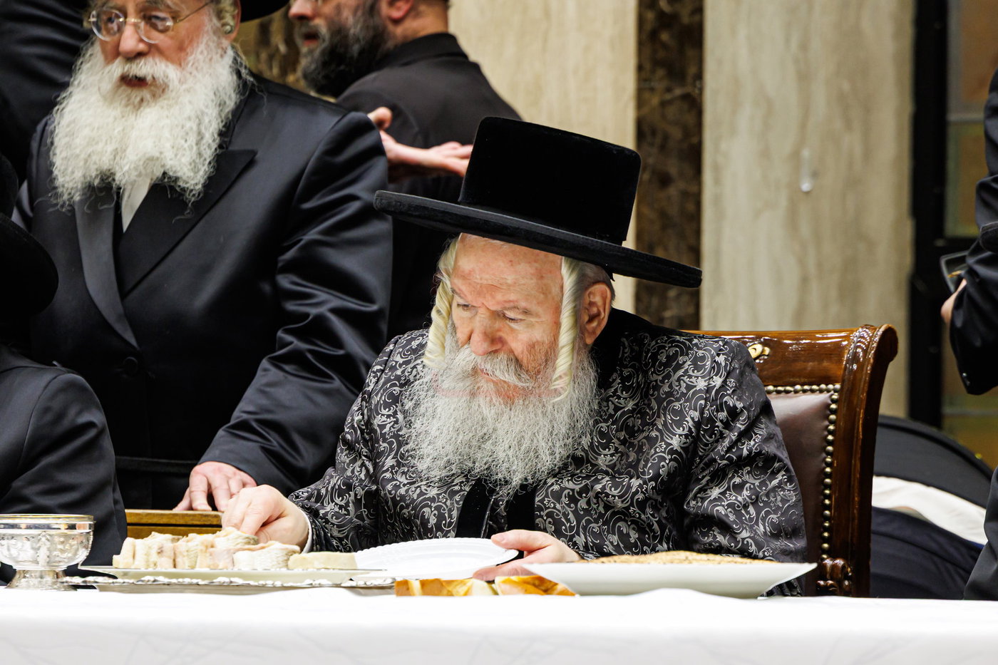ל"ג בעומר בחצה"ק באבוב