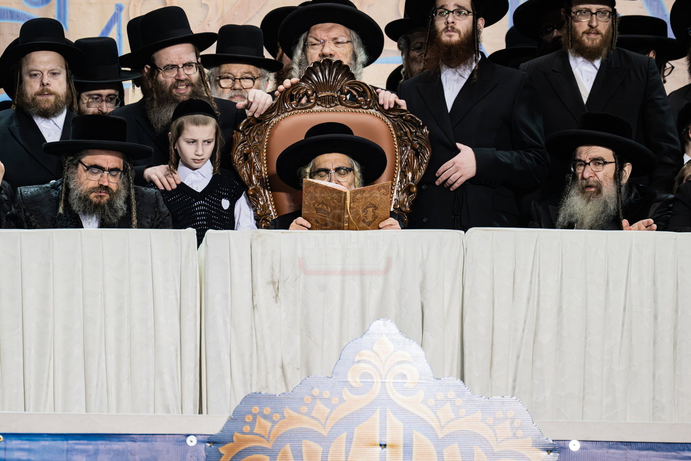 מעמד ההדלקה בחצה"ק סאטמר