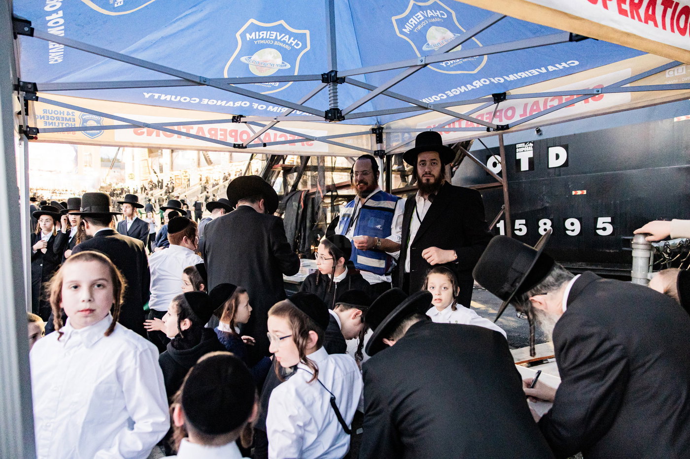 מעמד ההדלקה בחצה"ק סאטמר