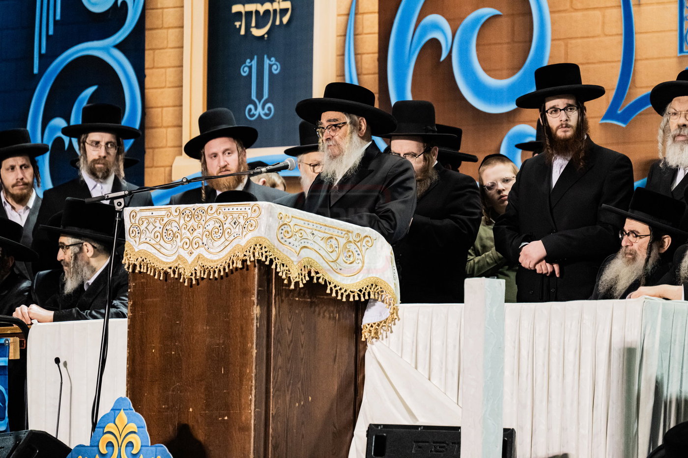 מעמד ההדלקה בחצה"ק סאטמר