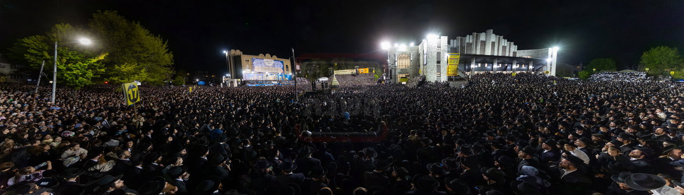 מעמד ההדלקה בחצה"ק סאטמר