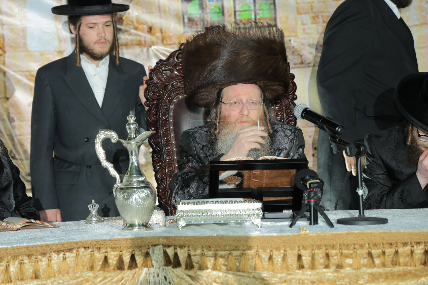 ל"ג בעומר בחצה"ק טרעבישאן