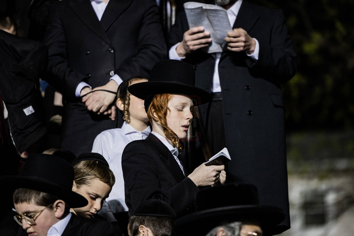 מעמד ההדלקה בחצה"ק סאטמר