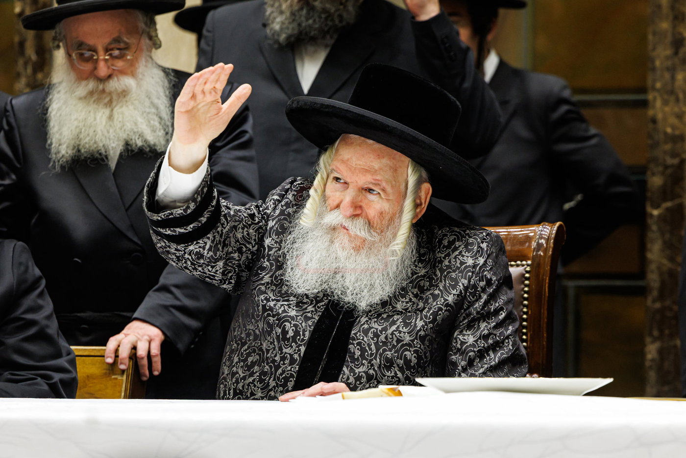 ל"ג בעומר בחצה"ק באבוב