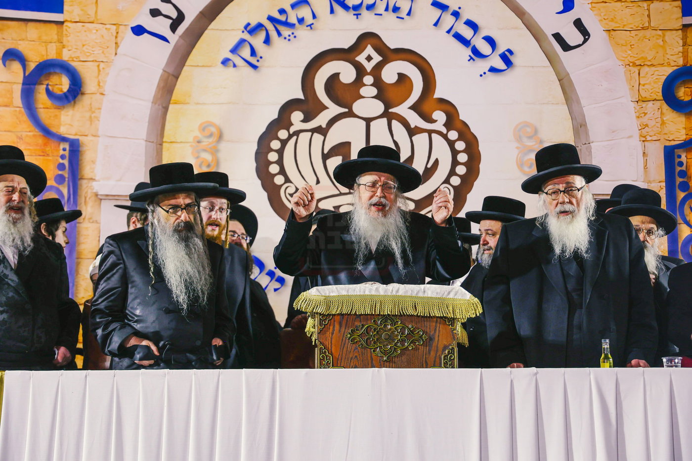 ל"ג בעומר בחצה"ק טאהש