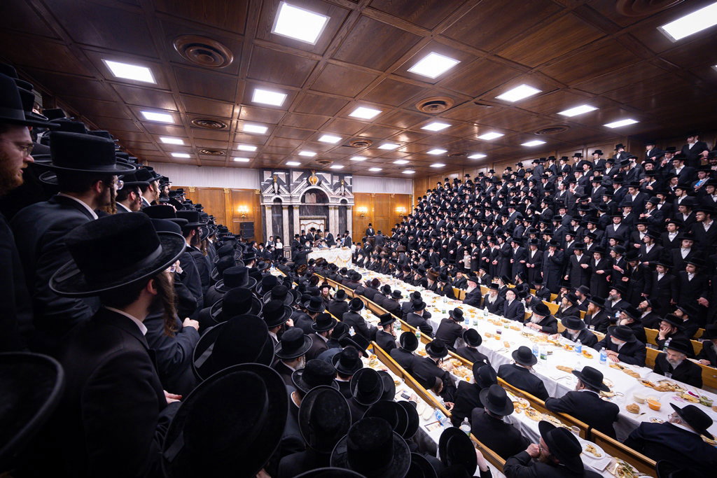 ל"ג בעומר בחצה"ק צאנז קלויזנבורג