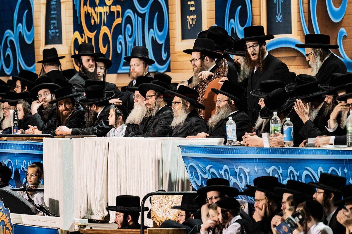 מעמד ההדלקה בחצה"ק סאטמר