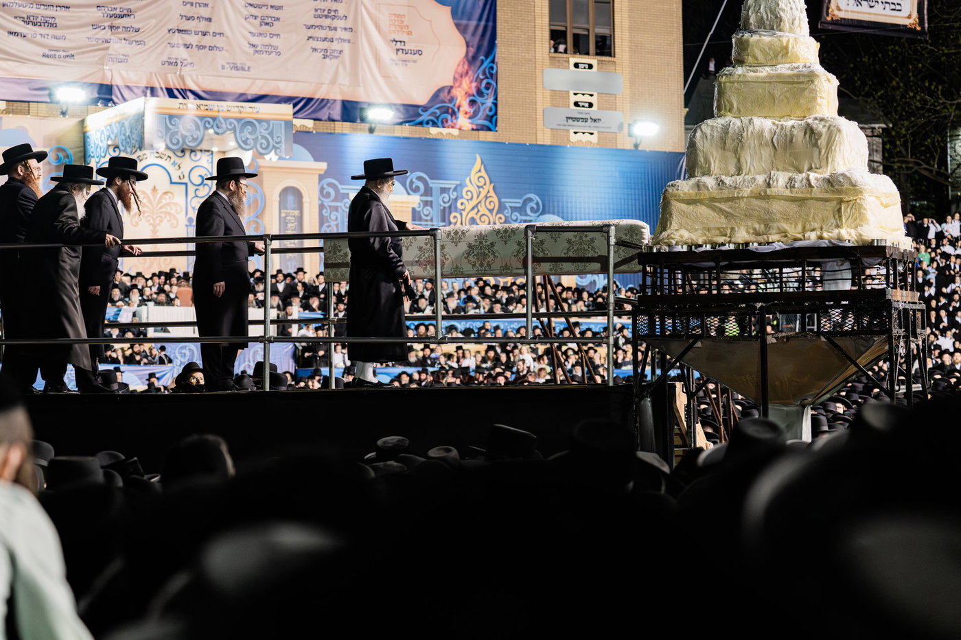 מעמד ההדלקה בחצה"ק סאטמר