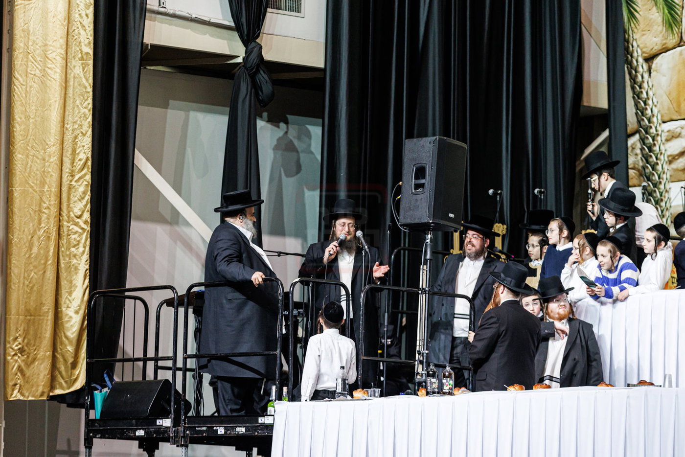 ל"ג בעומר וסיום כתיבת ס"ת בסאטמר