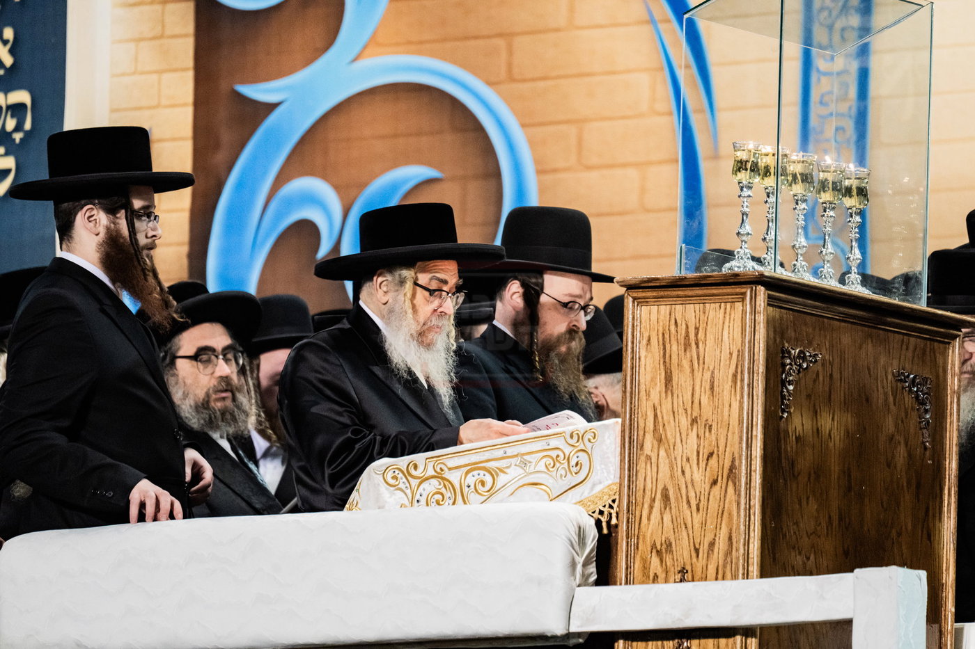 מעמד ההדלקה בחצה"ק סאטמר