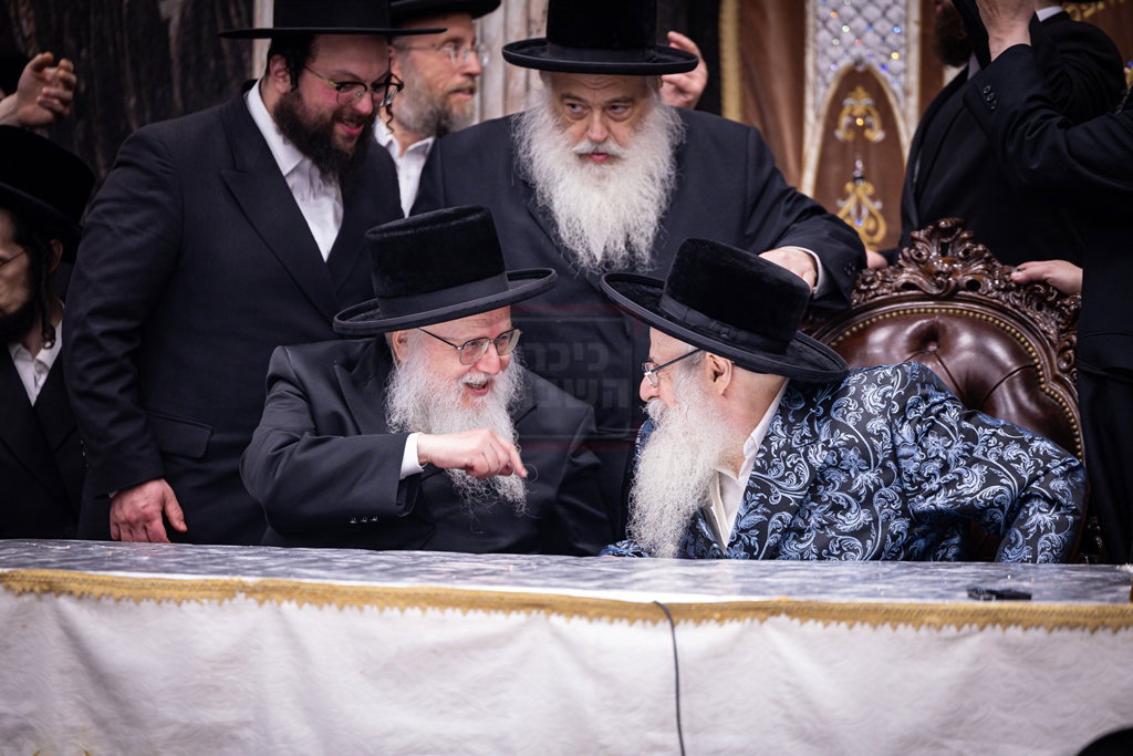 ל"ג בעומר בחצה"ק צאנז קלויזנבורג