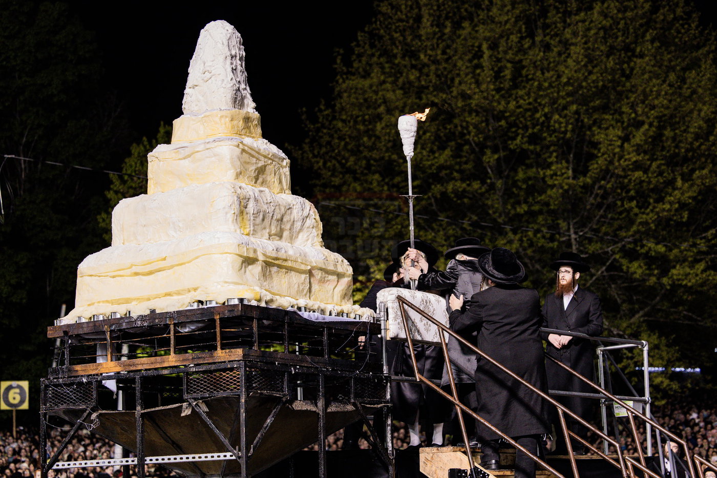 מעמד ההדלקה בחצה"ק סאטמר