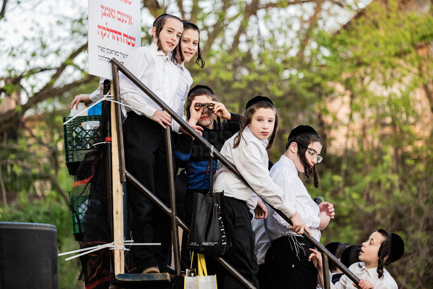 מעמד ההדלקה בחצה"ק סאטמר