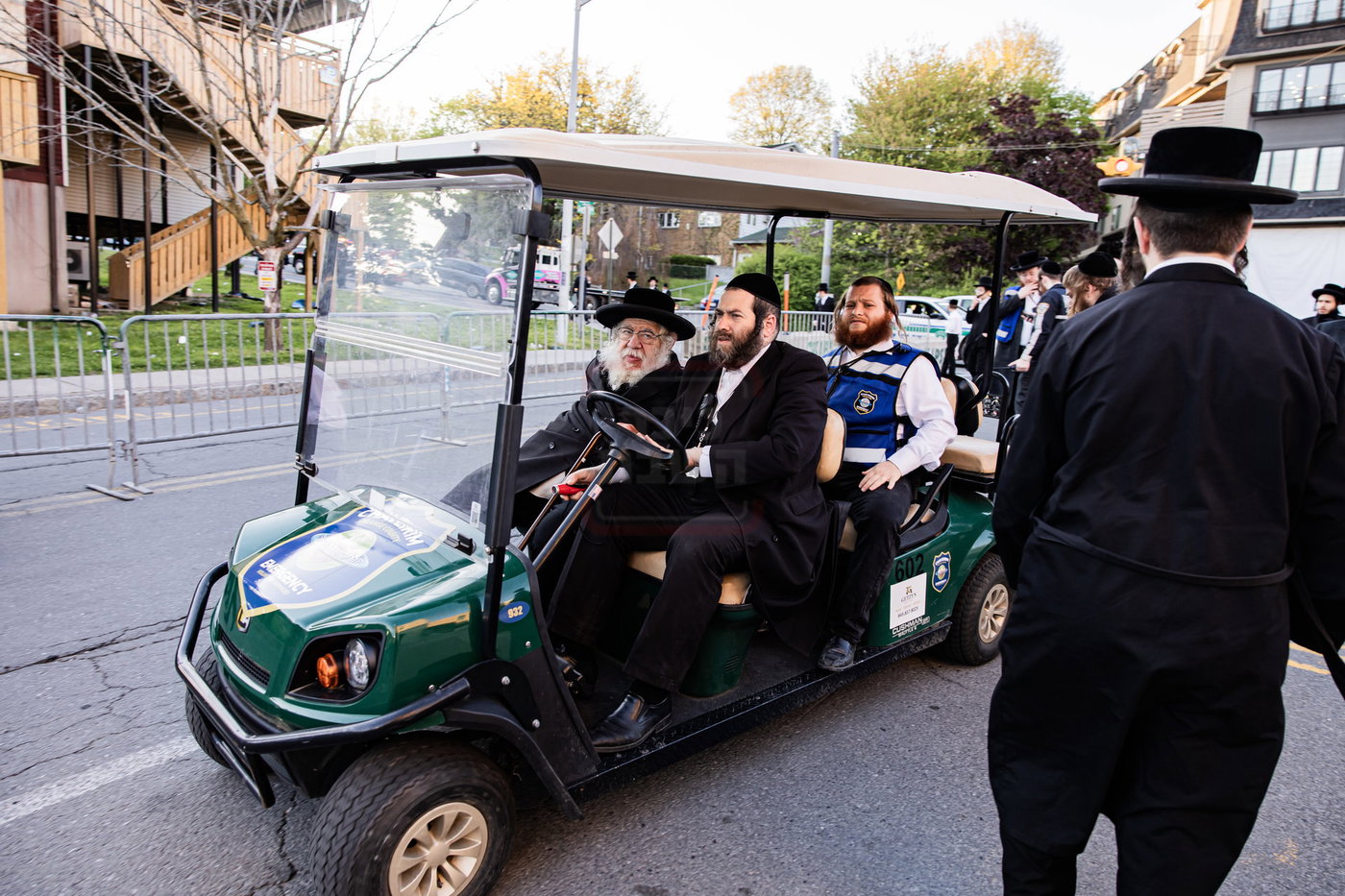 מעמד ההדלקה בחצה"ק סאטמר